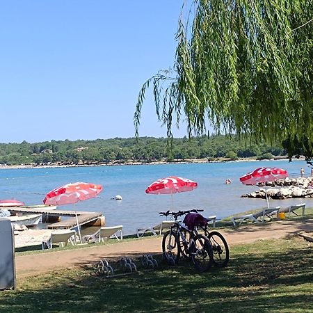App Karmen With Free Parkig Apartment Porec Exterior photo