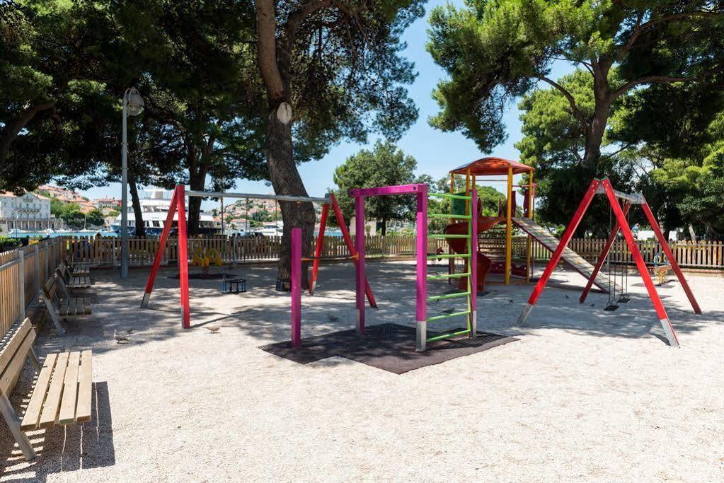 App Karmen With Free Parkig Apartment Porec Exterior photo